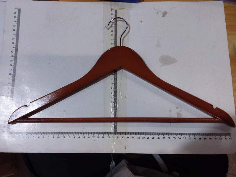 HANGER #4