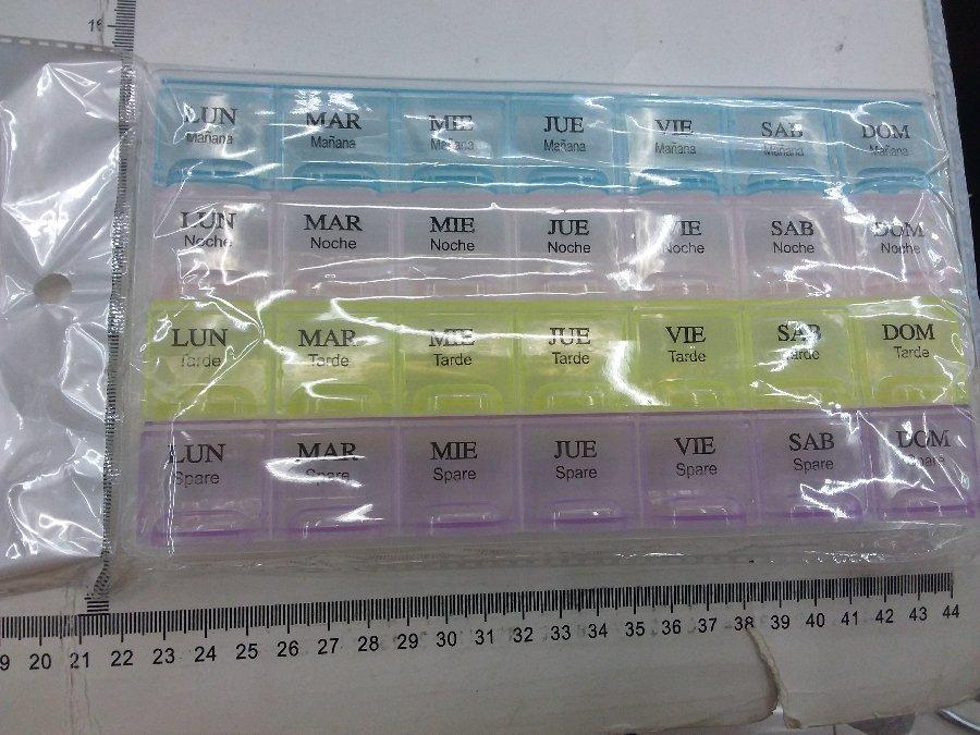 836-2# PASTILLERO DE PLASTICO 22X12CM.